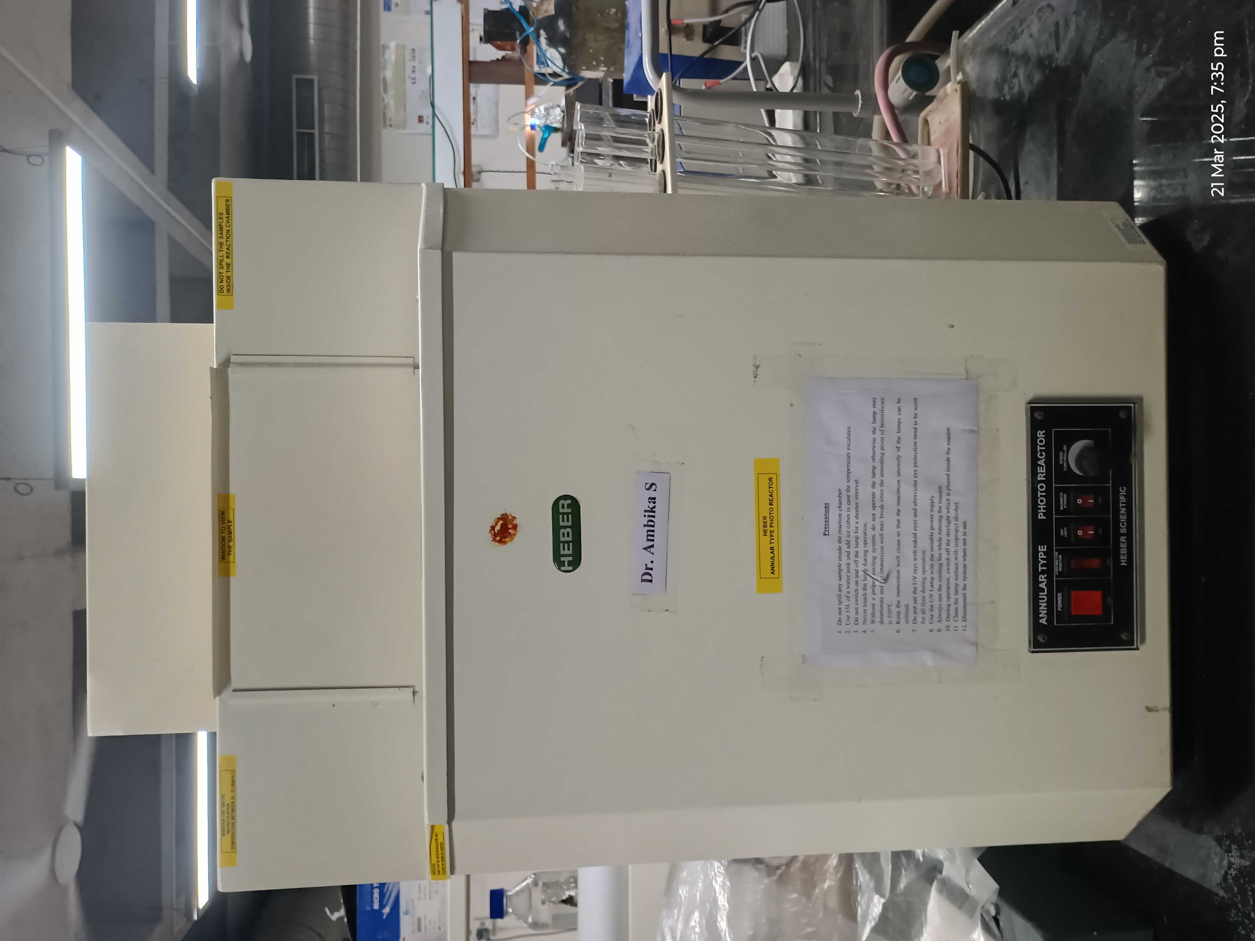 Annular type photocatalytic reactor